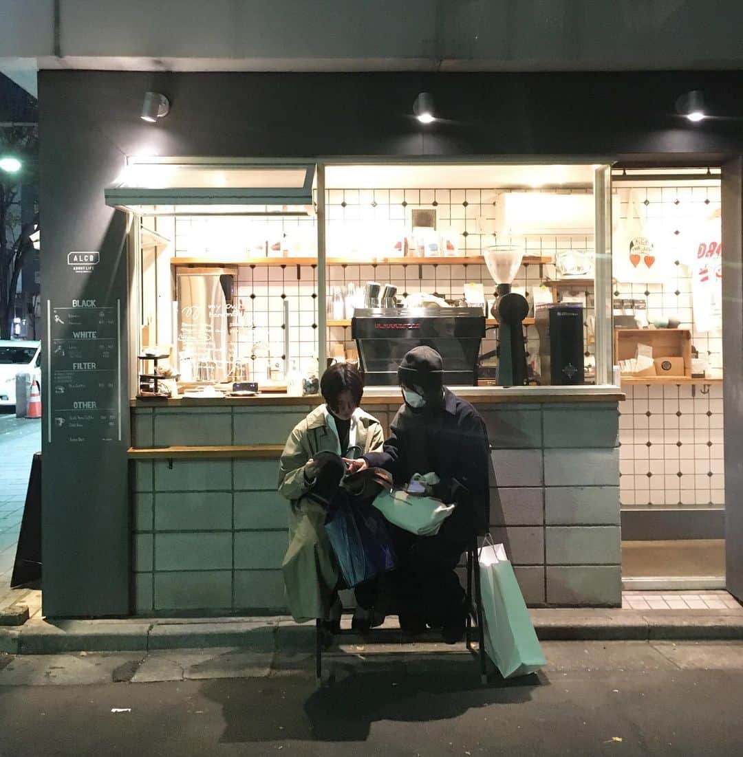 ABOUT LIFE COFFEE BREWERSのグルメインスタ