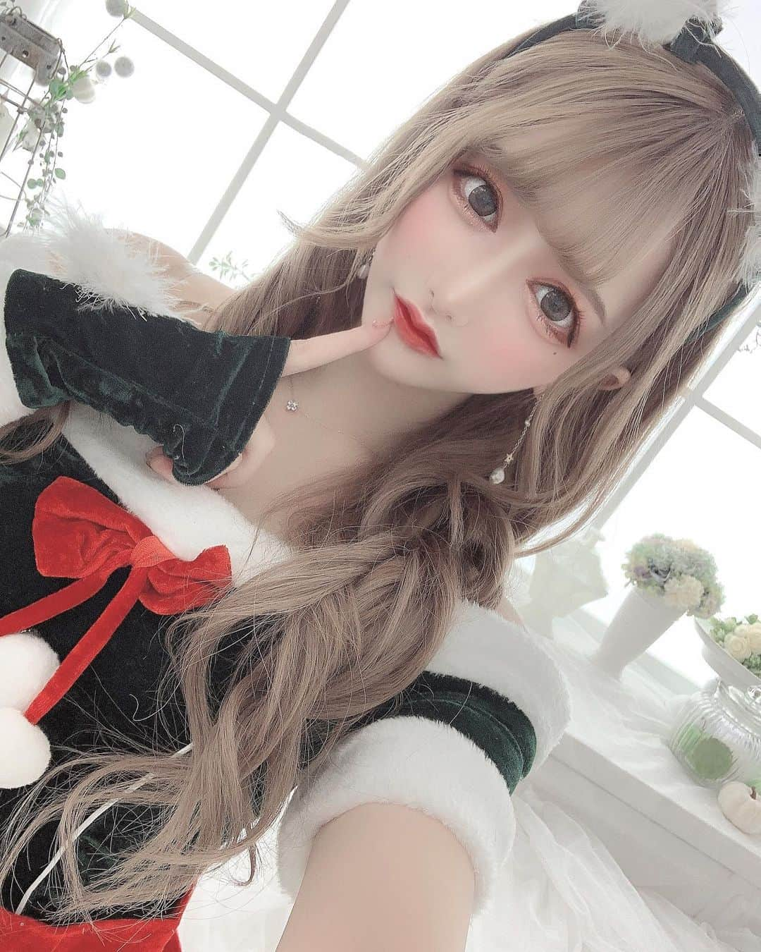 mireiさんのインスタグラム写真 - (mireiInstagram)「えちねこサンタさん🎅🏻♡ . #サンタコス #サンタコスプレ」11月29日 18時41分 - mirei.501