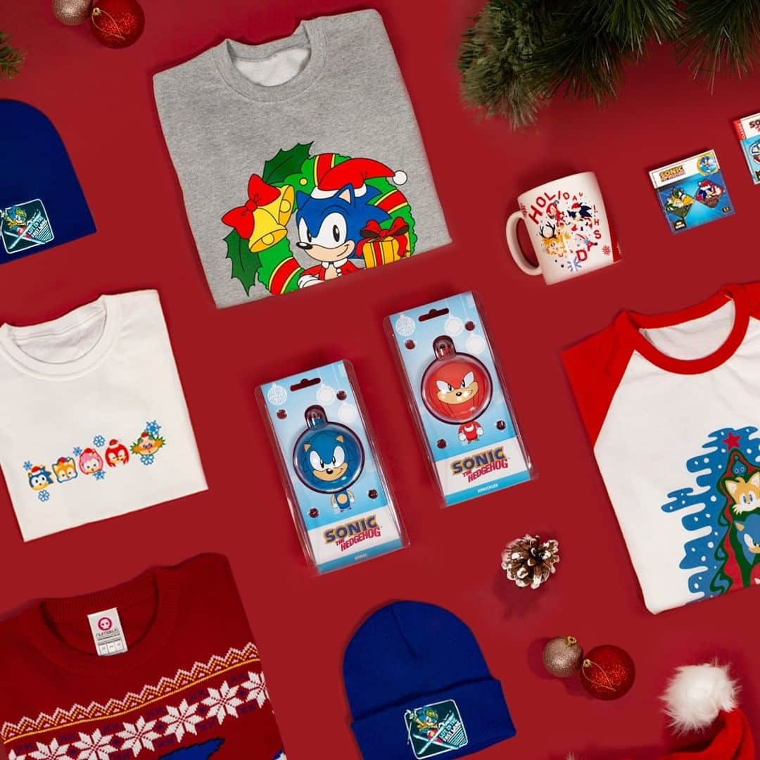 SEGAさんのインスタグラム写真 - (SEGAInstagram)「🎄❄️ Gotta go festive! ❄️🎄  Official Sonic the Hedgehog Christmas range now available at @segashopeurope!」11月29日 19時00分 - sega