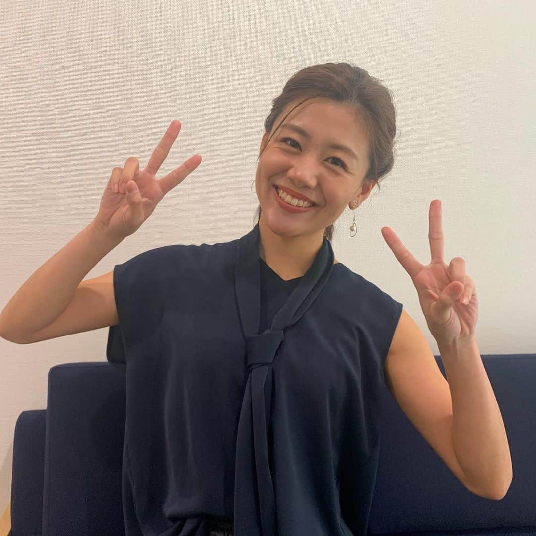 読売テレビアナウンス部のインスタグラム：「今回は#大野晃佳が #澤口実歩 アナウンサーを紹介致します！  澤口アナと言えば"親しみやすさ"！！ アナウンス部でも常に エネルギッシュな笑顔で 楽しそうに会話をしている姿が印象的です。  後輩の私にも優しく、 何度も助けられております。  入社後、右も左も分からない私に、 業務や会社のルールを。 また、沢山の美味しいお店を教えてもらいました🐓  まだまだあるぞ、澤口アナの、魅力！！ 澤口アナは才色兼備✨ 華やかなルックスで、 ハキハキと話し、 スポーツ実況の経験も！  そして、なんと… 料理もすごいんです… 澤口アナのInstagram、 フォローはお済みですか？ 自粛期間中に上げられていた、 色とりどりの料理たち… 見るだけで涎が出てきてしまいます…🤤  新人の私から見たら、 何でもできてしまう 頼りになり過ぎる姐御です！！！  #ytv #アナウンサー #ミヤネ屋 #🐓 #料理 #関西 #岩手」