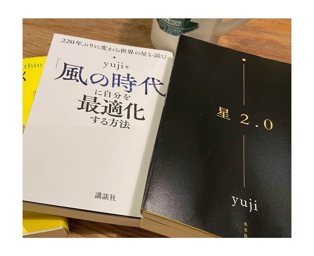 長谷川京子さんのインスタグラム写真 - (長谷川京子Instagram)「どの風に乗りましょうか？  #風の時代#yuji#星#人生のバイブル」11月29日 19時28分 - kyoko.hasegawa.722