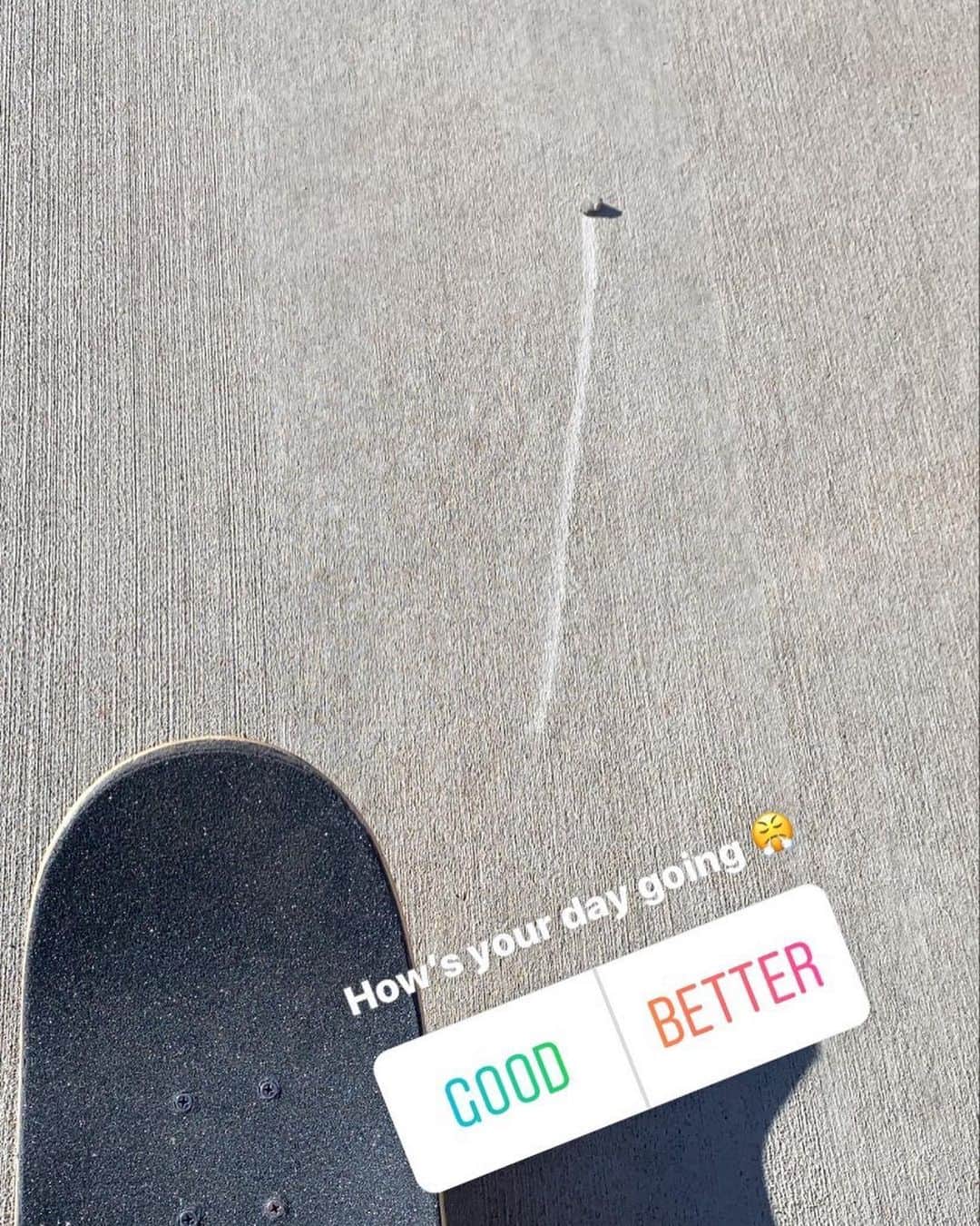 マライア・デュランのインスタグラム：「You can still see the rock mark in the next clip 😂😂😂 🎥: @tyler_franz」