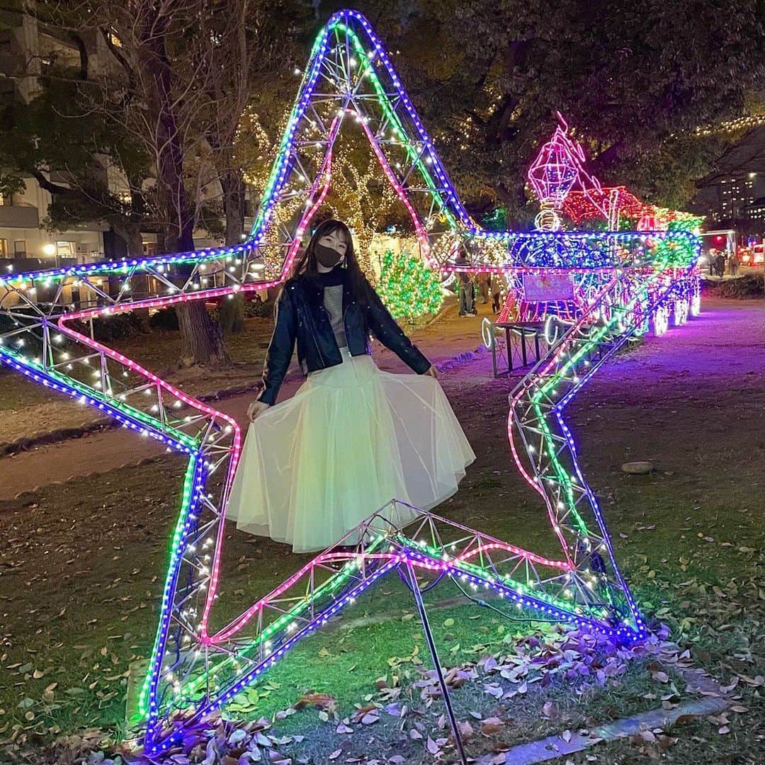 段原瑠々さんのインスタグラム写真 - (段原瑠々Instagram)「⭐️⭐️  「見上げてごらん夜の星を」カバーさせていただきました！ YouTubeのJuice=Juiceチャンネルで公開されてるので、よかったら聴いてください😌  #juicejuice #段原瑠々 #見上げてごらん夜の星を #カバー #ひろしまドリミネーション #イルミネーション  #星」11月29日 11時41分 - ruru_dambara.official