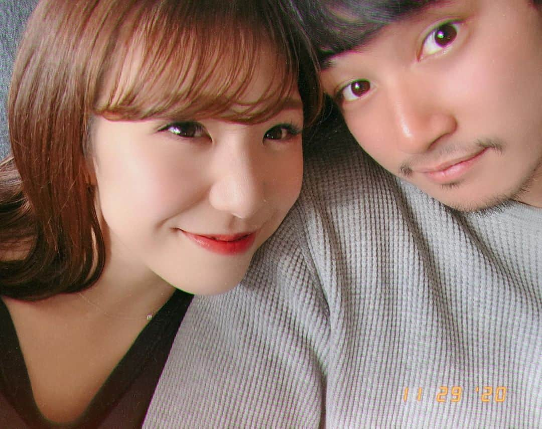 武田奈也さんのインスタグラム写真 - (武田奈也Instagram)「. ❤️ 今日もケンカしたけど😏😏 大好き🥰 秦瑠はお昼寝😴🤍」11月29日 12時29分 - nana___takeda