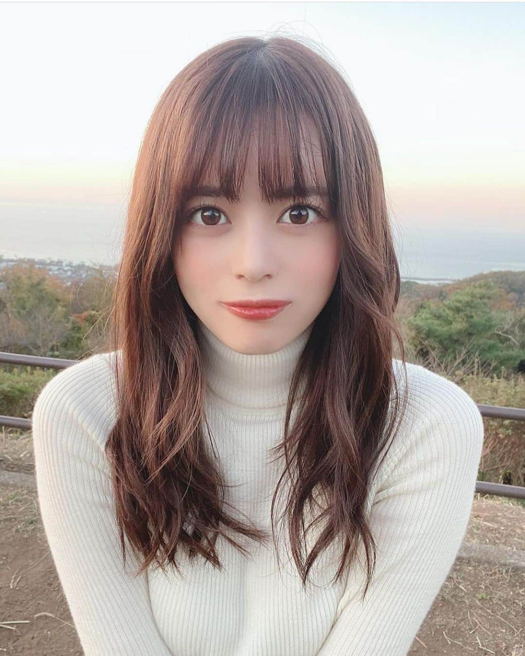 美女JAPANのインスタグラム：「どうも美女JAPANです！✨ ＊ ＊ 今回ご紹介するのはこの方‼️ ＊ ＊ 吉崎綾さん！@xoshizaki_aya ＊ ＊ とっても綺麗！🙈💕 こんな綺麗な人滅多にいない！💕 ＊ ＊ 吉崎綾さんのアカウントには他にも素敵な投稿がたくさんあります！✨ ＊ ＊ 皆さんも是非チェックしてみてね🧸 ＊ ＊ 明日の投稿もお楽しみに！！ ＊ ちなみにあなたはどんな人がタイプですか？ コメントお待ちしております💕  ＊ ＊  #色気 #可愛い #綺麗 #かわいい #写真集 #モデル #美肌 #笑顔 #スタイル抜群 #可愛い #可愛すぎ #会いたい #天使 #美女 #美人 #美しい #清楚 #スタイル #色白 #スタイル抜群 #美脚 #素敵 #カワイイ #応援」