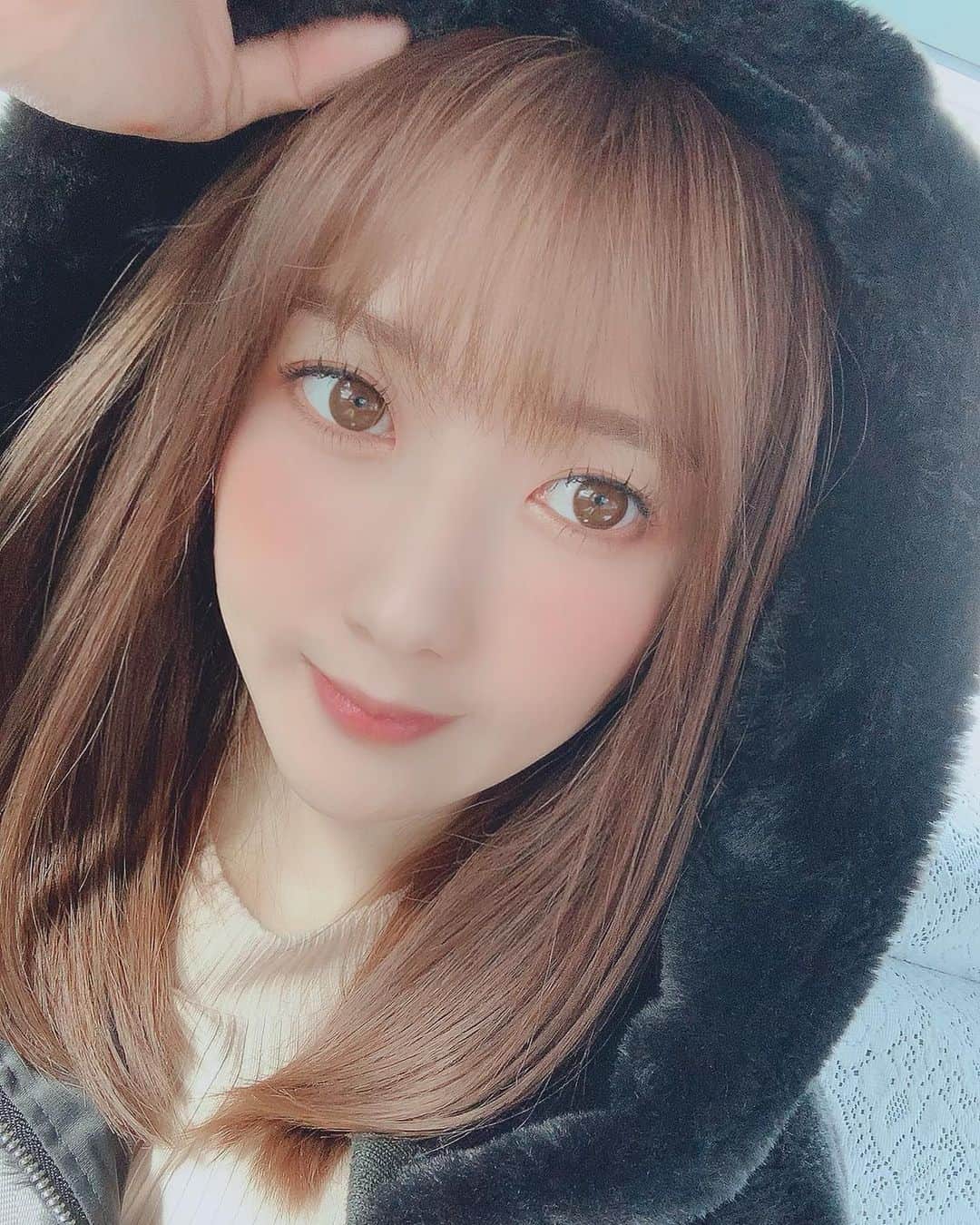 のインスタグラム：「最近寒いね🥺❄️ #winter」