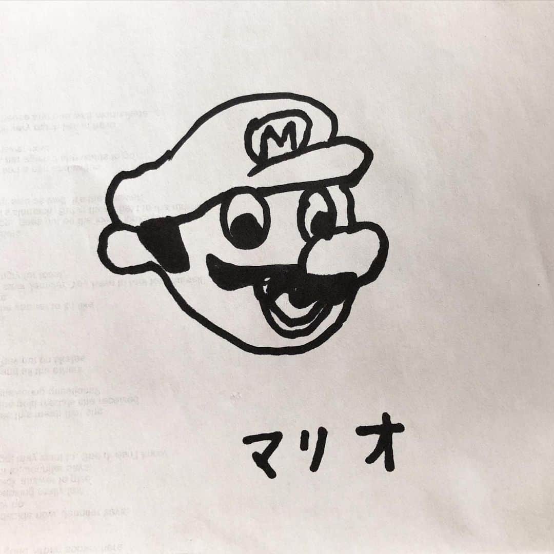Mogu Takahashiのインスタグラム：「@nintendo_jp  I think my finger has shrunk with too much Mario Kart, my hand makes horrible drawings 🍄🍄 マリオカートのやりすぎで人差し指ちぢんだと思う」