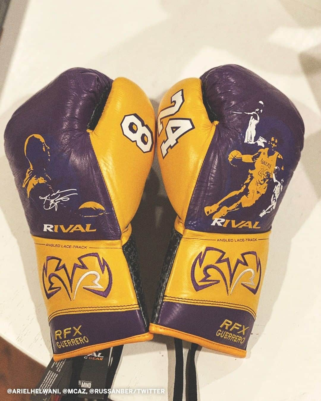 espnさんのインスタグラム写真 - (espnInstagram)「Roy Jones Jr. is fighting Mike Tyson at the Staples Center on Saturday night and honoring Kobe Bryant with his gloves 🐍 @espnringside @arielhelwani」11月29日 14時03分 - espn