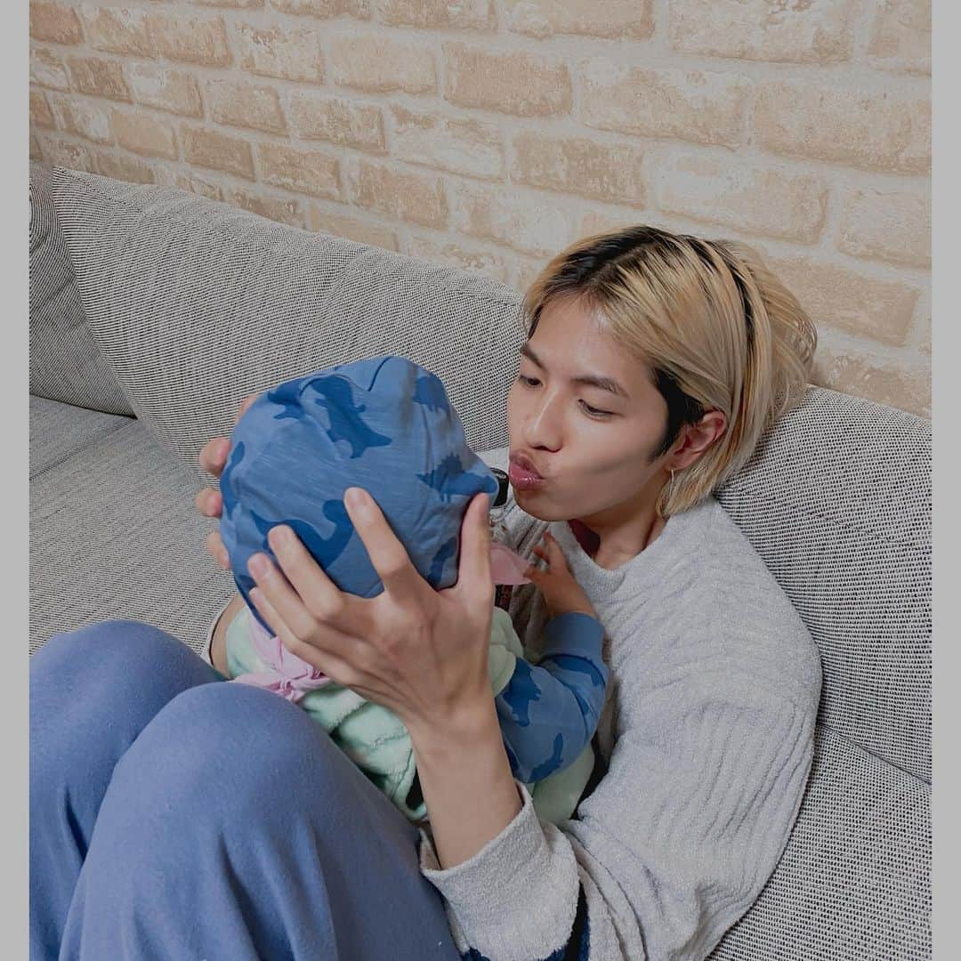 志尊淳さんのインスタグラム写真 - (志尊淳Instagram)「👶🏼🥰」11月29日 19時42分 - jun_shison0305