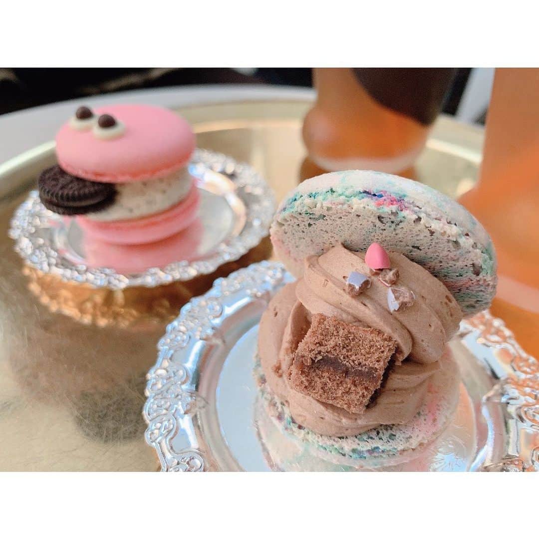 長谷川かすみのインスタグラム：「可愛いマカロン☺️  @mamarontokyo」