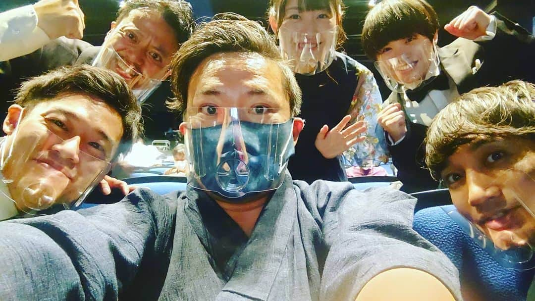 高井俊彦さんのインスタグラム写真 - (高井俊彦Instagram)「#関西演劇祭2020  #表彰式 #吉本新喜劇 #アンサングヒーロー #佐藤太一郎 #鮫島幸恵 #筒井亜由貴 #桜井雅斗 #川筋ライラ  #高井俊彦 こいつ等と一緒に行ってきます✌ みんなパワーをちょうだい‼️‼️‼️‼️‼️‼️‼️‼️‼️‼️‼️‼️」11月29日 15時00分 - takai_toshihiko