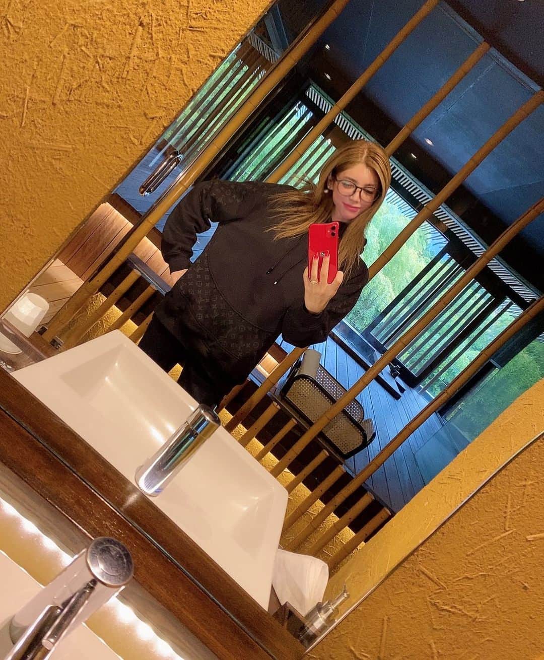 荒木レナのグルメインスタ