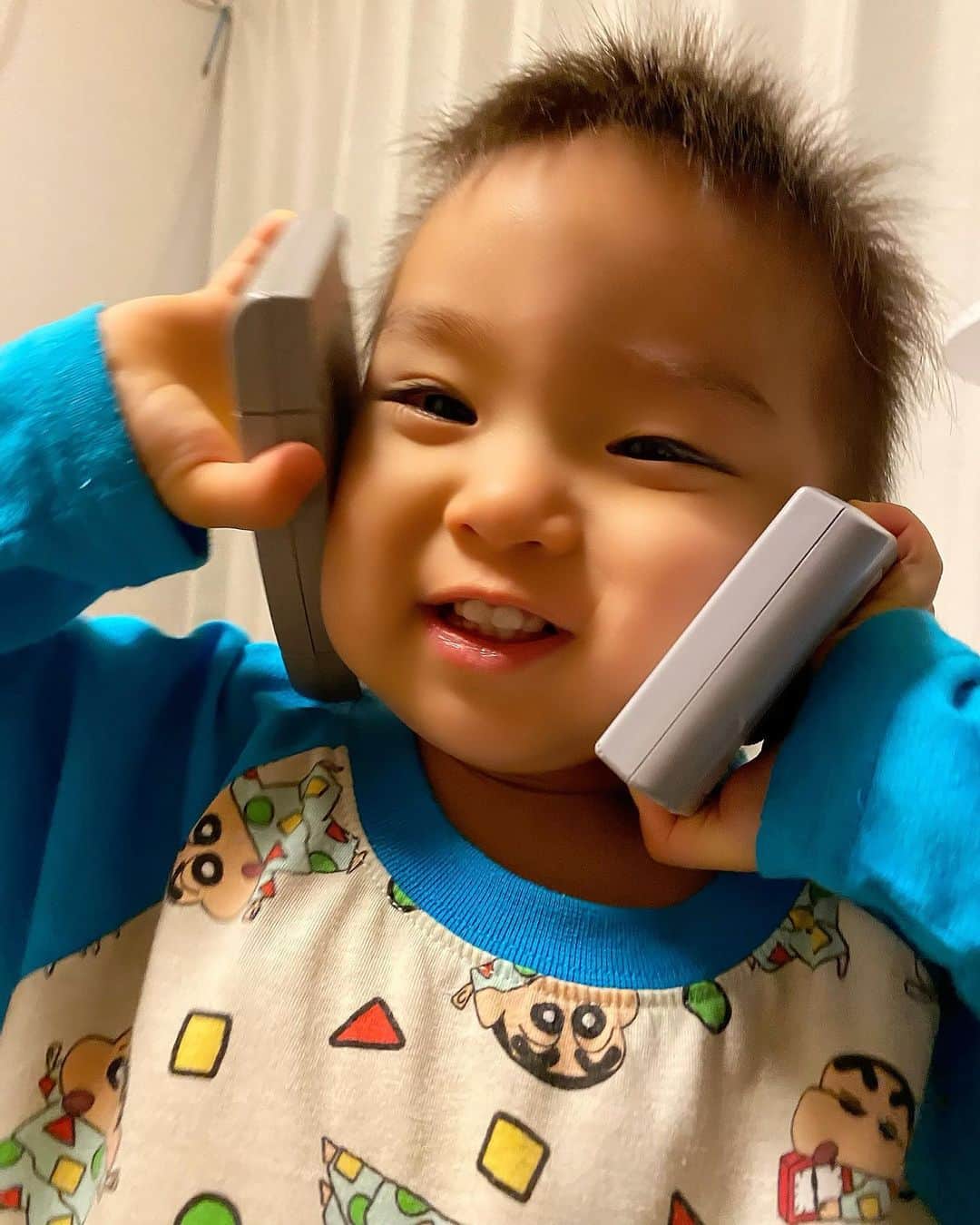 Momoeのインスタグラム：「#happy #家事 #育児 #family #家族 #boy #smile #男の子 #息子 #code #love #lucky #kids #子供 #thankyou #宝物 #ベビー #fashion #follow #心 #縁 #パパ #ママ #家族写真 #男の子ママ #赤ちゃん」
