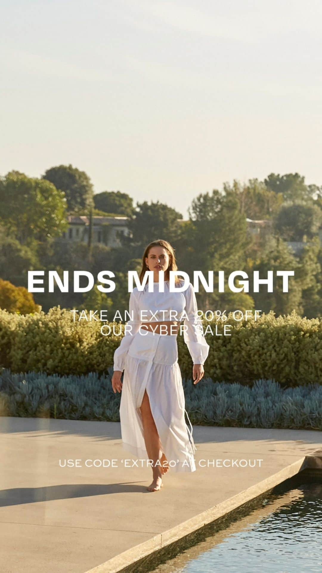 のインスタグラム：「ENDS MIDNIGHT - TAKE AN EXTRA 20% OFF OUR CYBER SALE! Use code ‘EXTRA20’ at checkout (shop via link in bio) #becandbridge #sale」
