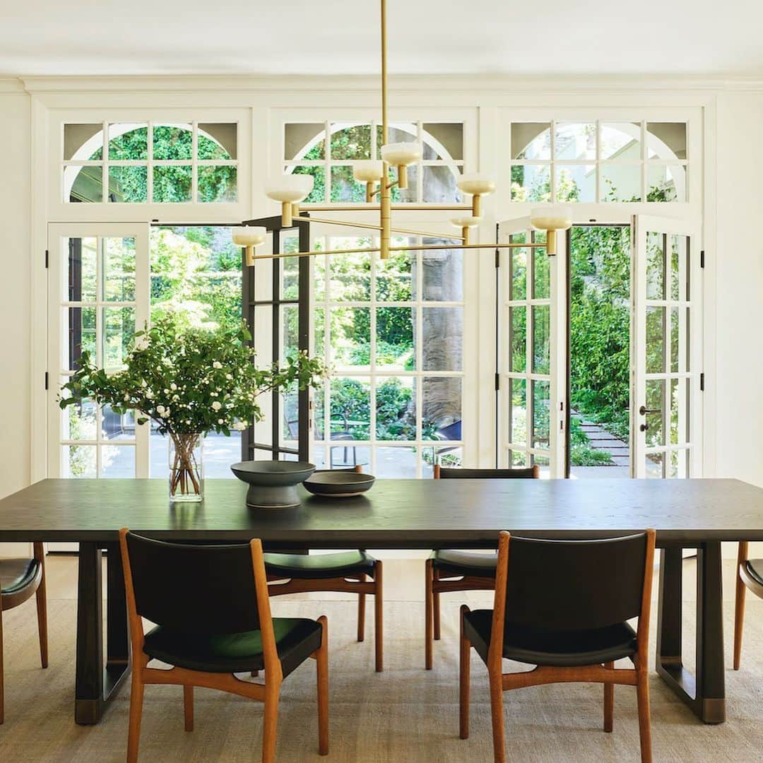 The Cool Hunterさんのインスタグラム写真 - (The Cool HunterInstagram)「Historic Residence Renovation in  Pacific Heights, San Francisco by Walker Warner architects with interiors by Redmond Aldrich. (Featured on TCH link in profile) #swipeleft」11月30日 3時41分 - thecoolhunter_