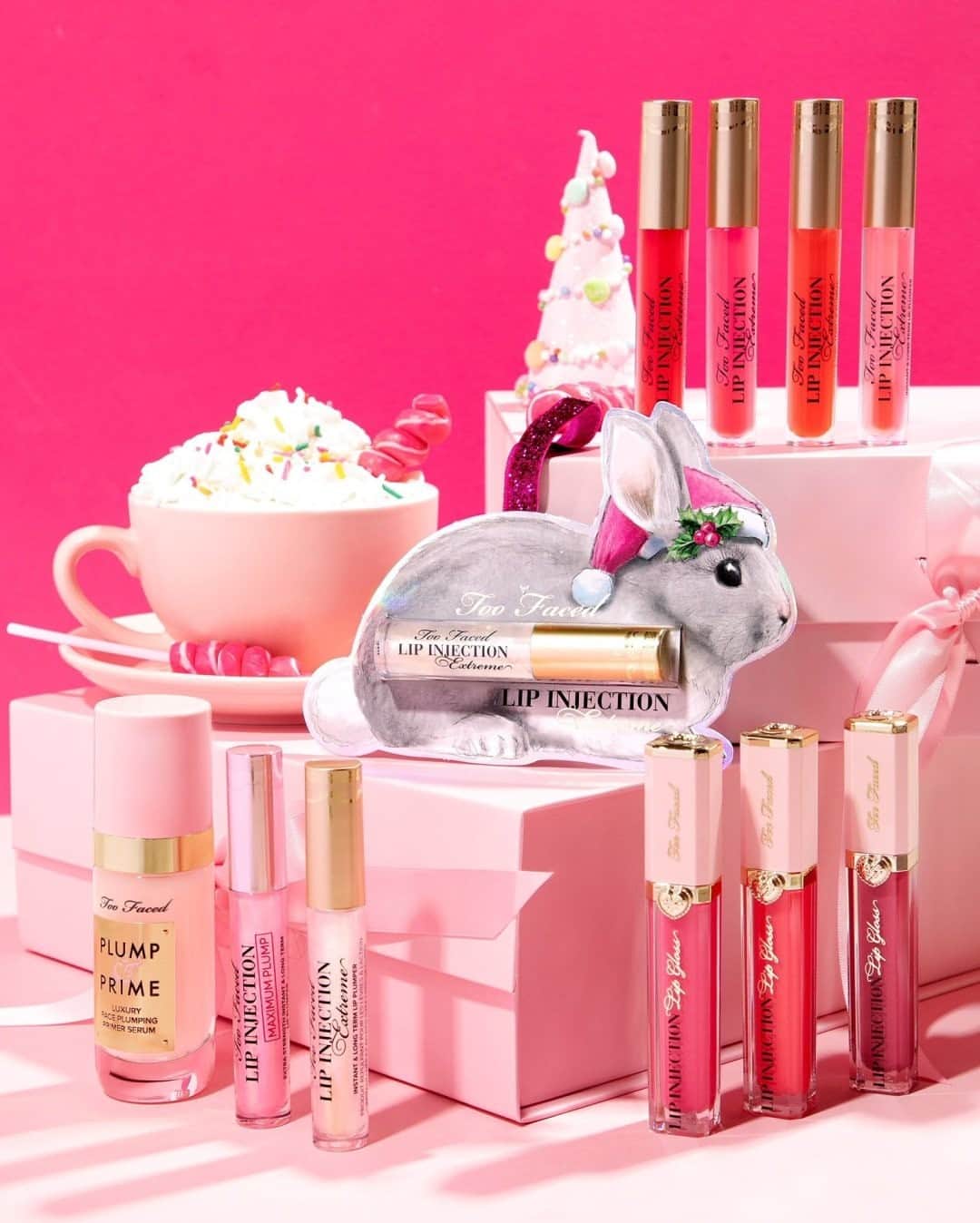 Too Facedのインスタグラム：「Tis’ the season to plump it up! 💖 Gift them what they really want - products scientifically proven to plump, fill & lift like never before. Tap to shop!#toofaced」