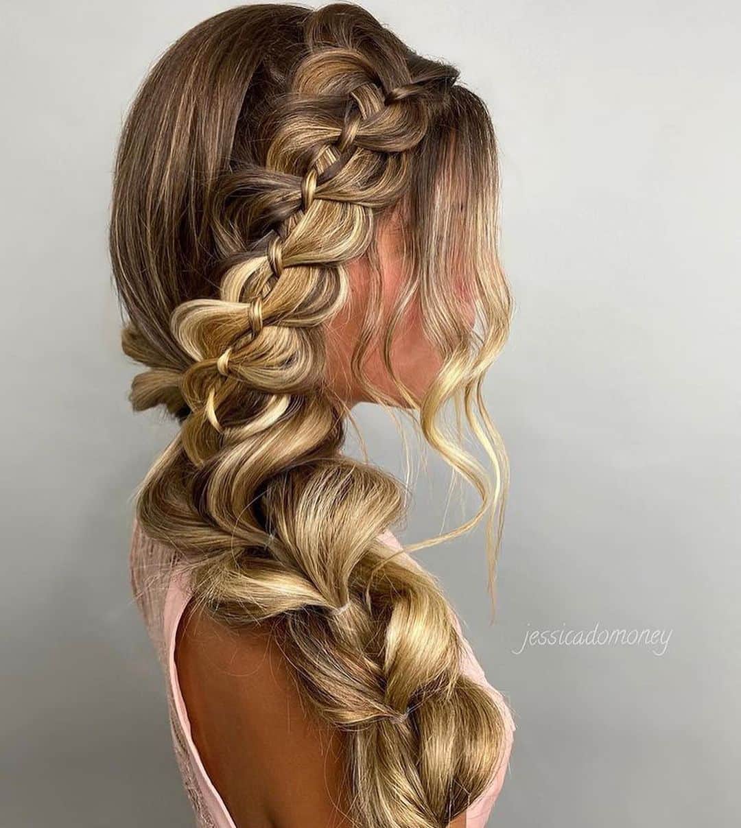 I N S T A B R A I Dのインスタグラム：「Some of the prettiest braids I’ve seen in a while 😍 all by @jessicadomoney !」
