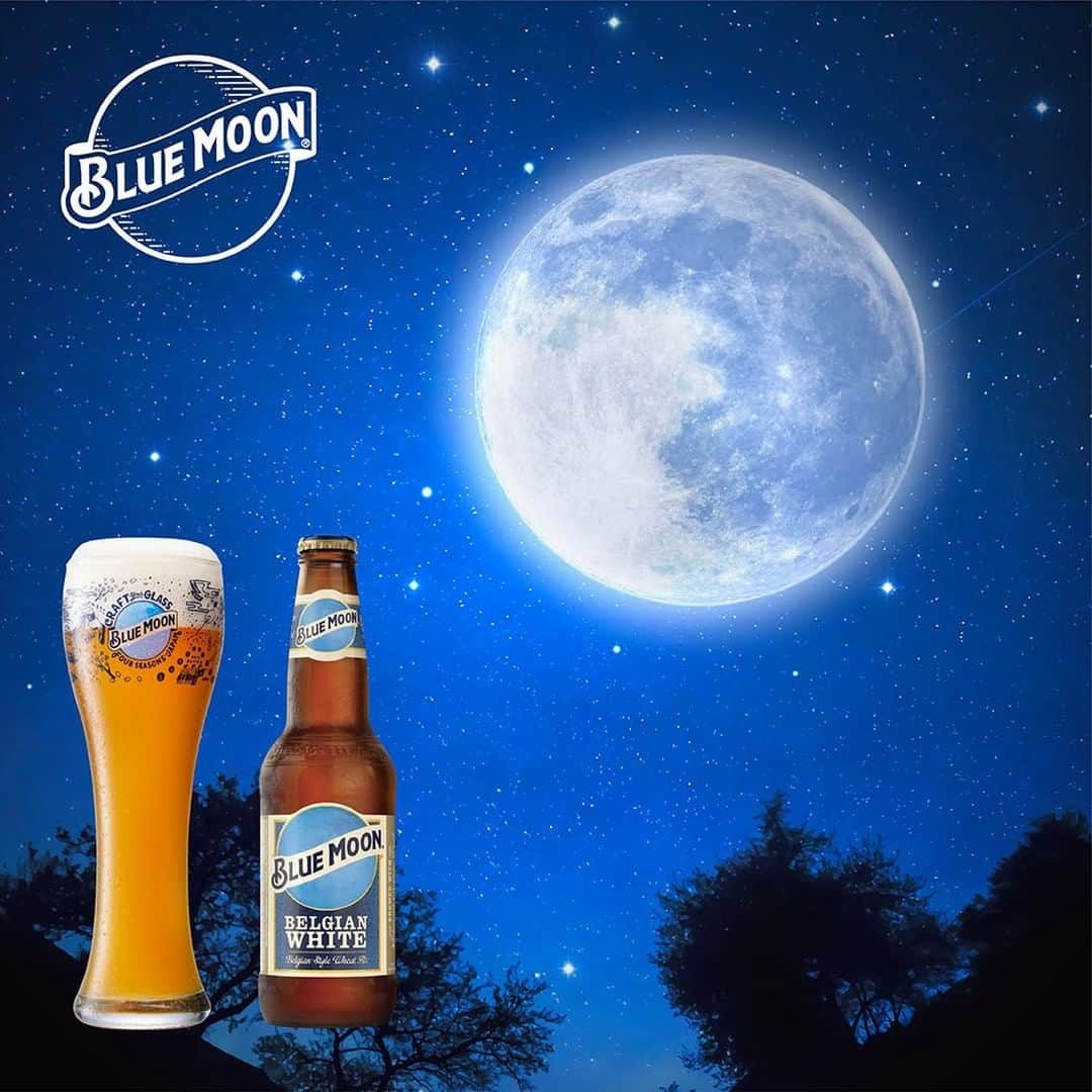 ブルームーンさんのインスタグラム写真 - (ブルームーンInstagram)「満月の夜はBLUE MOONと。  秋から冬にかけては、 夜空の空気が澄んで月がキレイに見えますね。  本格的に寒くなってきたので、 おうちをあたたかくして BLUE MOONと月見酒などいかがでしょうか？  #ブルームーン #bluemoon #クラフトビール #creftbeer #満月 #月見酒」11月29日 20時00分 - jp_bluemoon_beer