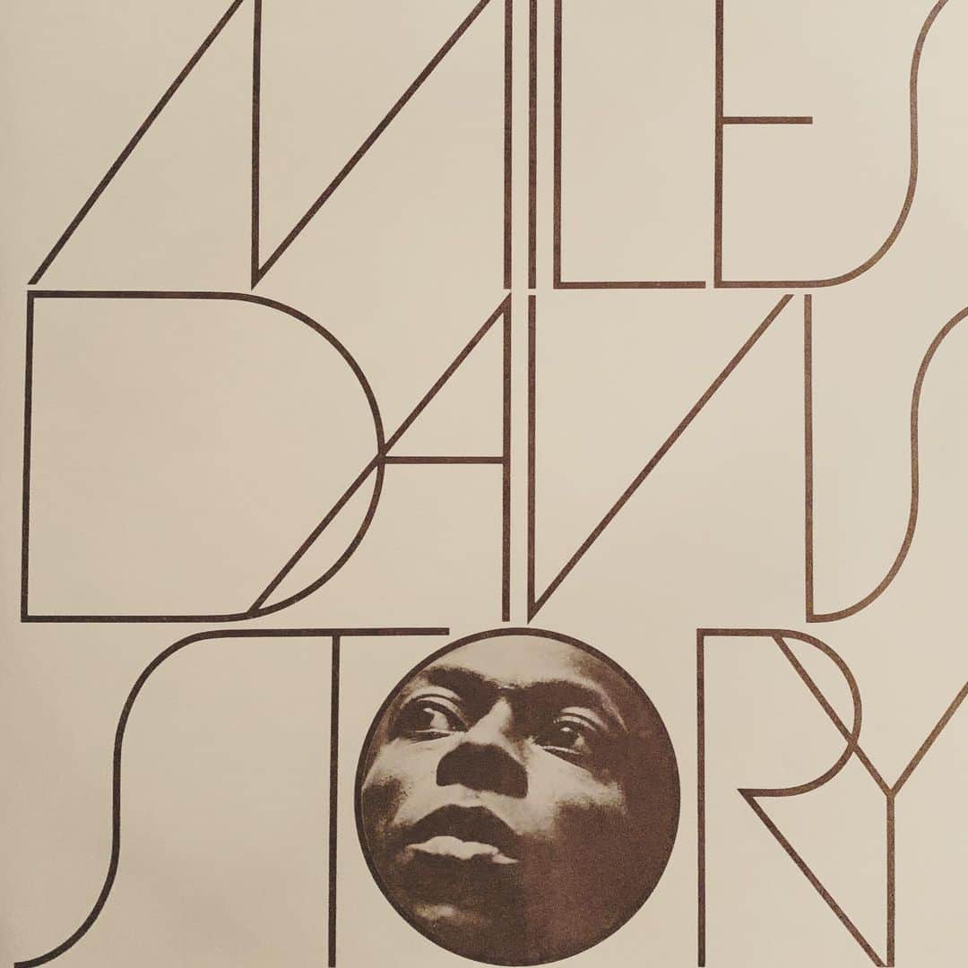 沖野修也のインスタグラム：「#milesdavis #eikoishioka」