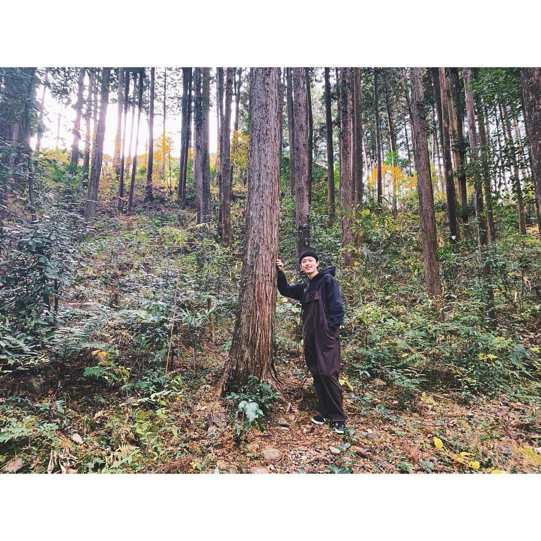 上村海成さんのインスタグラム写真 - (上村海成Instagram)「KIKORI  前回の間違い探しの答えは、眼鏡、指輪、目線、右手人差し指、歯ブラシでした。皆さん探してくれてありがとうございました🙇🏻‍♂️」11月29日 20時57分 - notuemura_yeskamimura