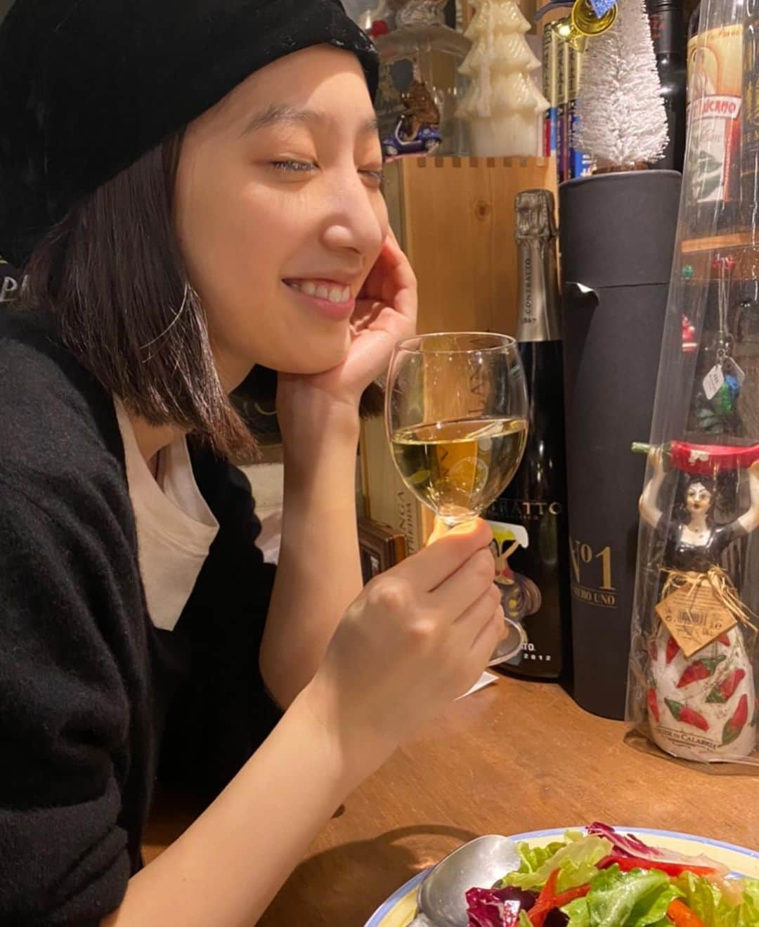 坂東希さんのインスタグラム写真 - (坂東希Instagram)「昨日ライブ頑張ったので飲みました🍷 #お母さんの奢り #財布忘れた #わざと  #なわけ 笑！」11月29日 21時26分 - nozomibando_official