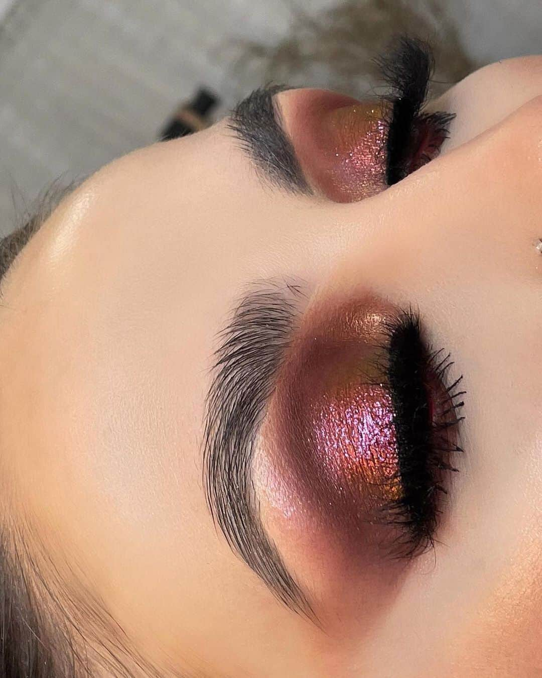 Huda Kattanさんのインスタグラム写真 - (Huda KattanInstagram)「GORGG @leclatdemini serving some stunning eye look inspo!😍🔥 Which is your FAV? 1, 2, 3, or 4? ⠀⠀⠀⠀⠀⠀⠀⠀⠀ Wearing: 1️⃣ Rich Nude Obsessions  2️⃣ #HudabeautyNewNude 3️⃣ Medium Nude Obsessions 4️⃣ Lilac Pastel Obsessions」11月29日 21時34分 - hudabeauty