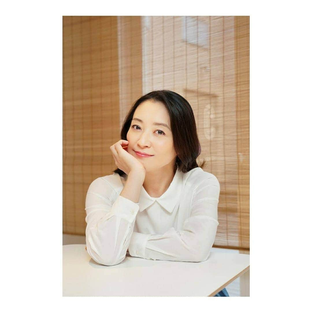 彩乃かなみさんのインスタグラム写真 - (彩乃かなみInstagram)「﻿ ﻿ 『Now.Here.This』﻿ 昨日はEarth﻿ 本日はWaterと﻿ 両チーム初日を迎えることが出来ました﻿ ﻿ 今年は本当に様々な事があり﻿ 私は実に約10ヶ月ぶりの作品参加です﻿ ﻿ 本当に毎日『今』この瞬間を生きていることに感謝…！﻿ ﻿ ﻿ お稽古中﻿ 『ぴあ』さんに取材をして頂いた記事が﻿ 上がっておりますので宜しければ御覧ください﻿ (記事はブログへ)﻿ ﻿ 撮影：源賀津己﻿ ﻿ ﻿ #彩乃かなみ」11月29日 21時47分 - kanamiayano.official