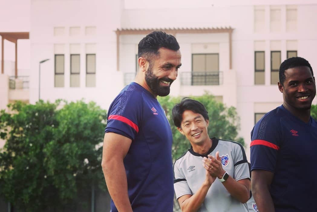 FC東京オフィシャルグッズさんのインスタグラム写真 - (FC東京オフィシャルグッズInstagram)「🔵🇯🇵🗼🔴 #ACL2020 #蔚山現代 戦 #前日練習 全員の力で勝利を。 @fctokyoofficial #acl #qatar #絶対突破  #FC東京 #fctokyo #tokyo」11月29日 21時58分 - fctokyoofficial