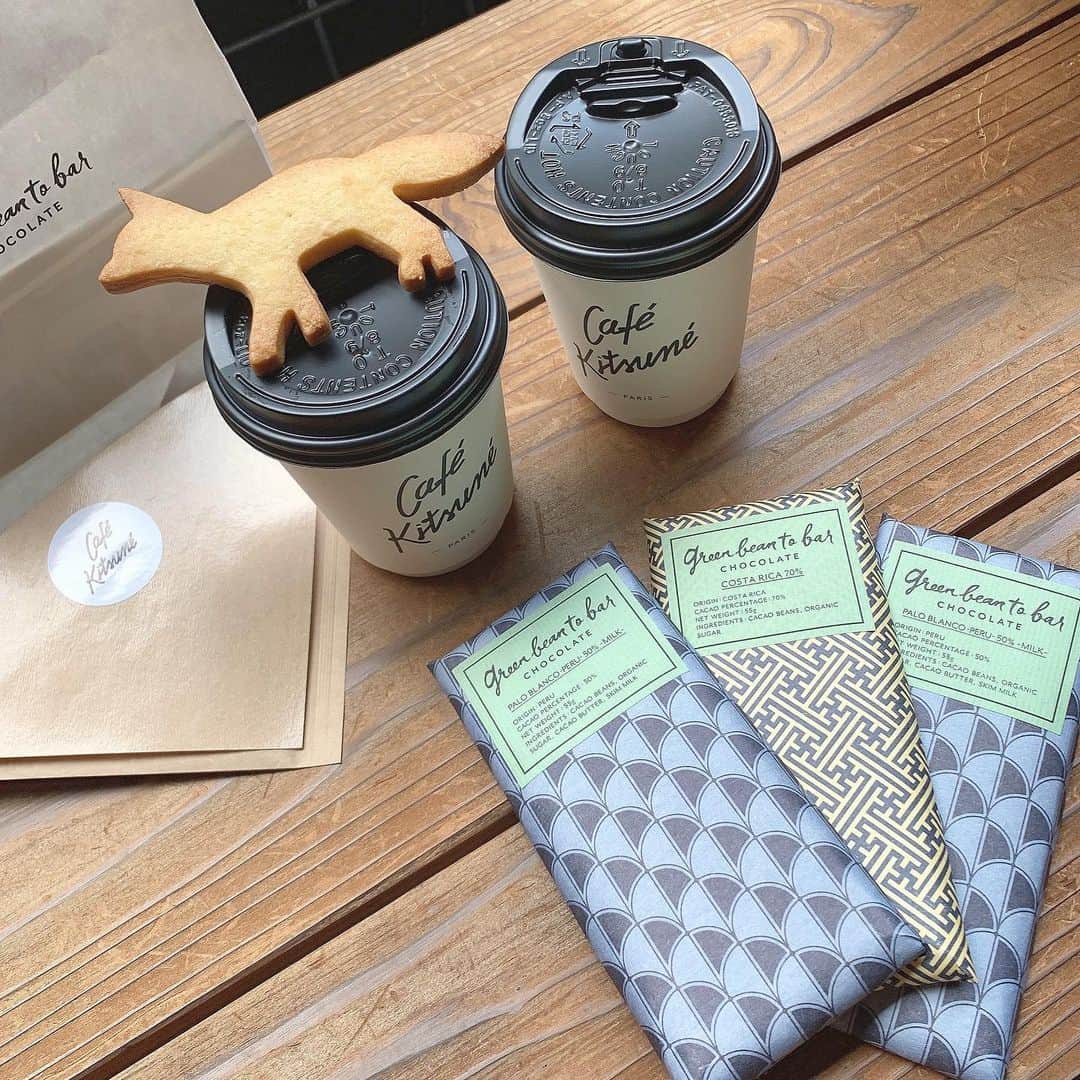 nyaachanのインスタグラム：「* #greenbeantobar  #cafekitsune  かわい☺️❤︎ ここのチョコは、ほんまにほんまに美味しい…🥺 チョコほんまに好き💓 * * #チョコ#板チョコ#チョコ好き#チョコ好きな人と繋がりたい#カフェ#coffee#カフェラテ#コーヒー好きな人と繋がりたい#コーヒー好き#kyoto#新風館#京都cafe#京都カフェ#カフェ巡り#kitsune#thankyou#ありがとう#感謝」