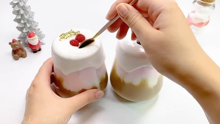 Emiko Ffujioのインスタグラム：「🧸🍓☕️🍦🎄🍓☕️🍦🎅🏻🍓☕️🍦🎄 YouTube (short ver. ) 【 Strawberry milk coffee latte slime 】 本日YouTubeにUPします(^ω^)♡ #slime#strawberryslime#latteslime#milkyslime#christmasslime#xmasslime#desertslime#polystyrenefoam#diyslime#asmrslime#asmr#pokingslime#floamslime#slimevideo#poking#crunchyslime#floam#スライム」
