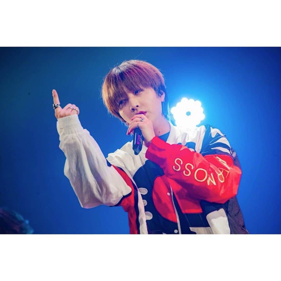 HIROTOのインスタグラム：「👆🏻  #ivvy #hiroto #live #photo #jpn #artist #me #l4l #팔로우 #셀카 #instagram #instagood #instasize」