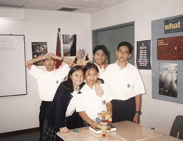 アグネス・モニカのインスタグラム：「Major throwback 🤣 . . #AGNEZMO #Grade7」