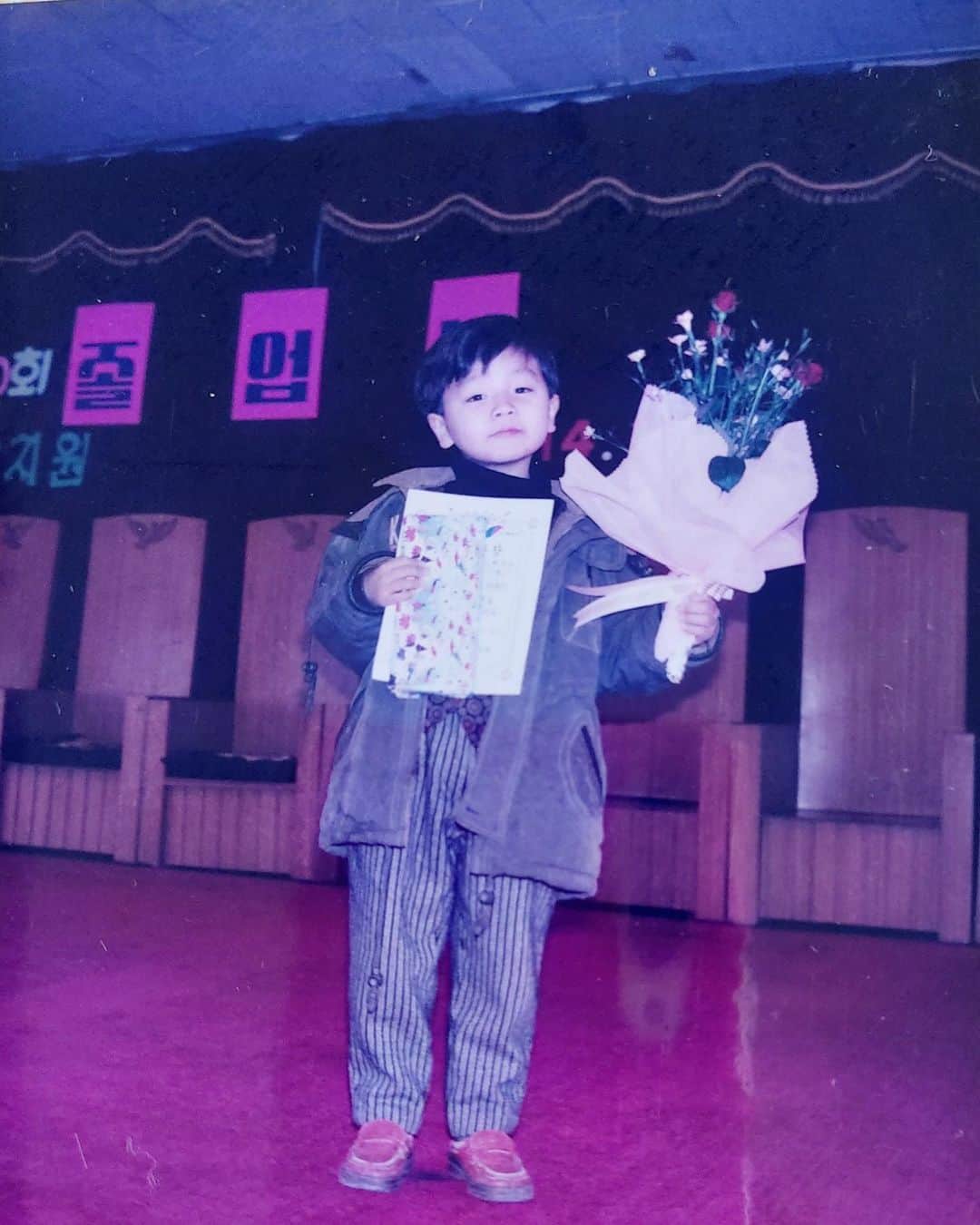 クォン・スンイルさんのインスタグラム写真 - (クォン・スンイルInstagram)「유치원 졸업식 😆」11月29日 23時01分 - urbankwon