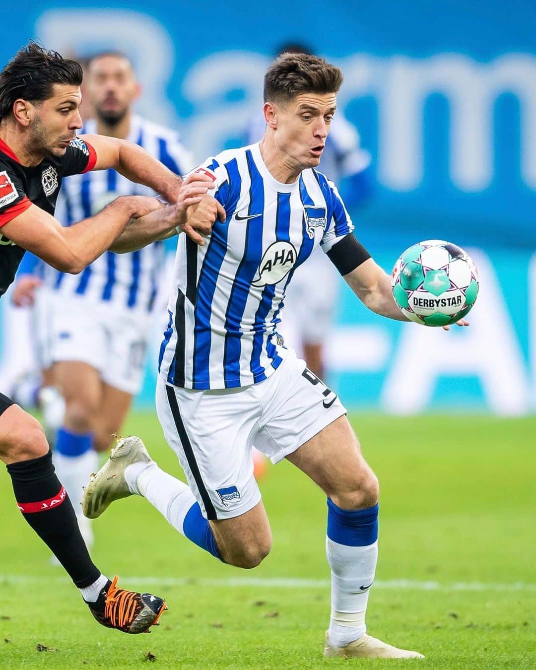 ヘルタ・ベルリンのインスタグラム：「🔛 #B04BSC  . . #HaHoHe #herthabsc」