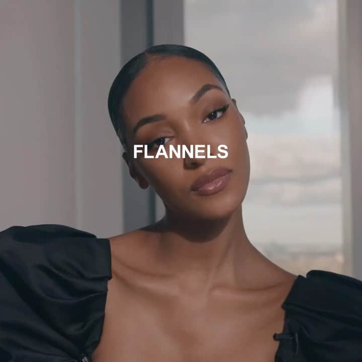 ジョーダン・ダンのインスタグラム：「Introducing my night in with @flannelswoman, here’s a lil inspo for how to get glammed up ,chef up a storm and celebrate in style at home 🏠 🥂🖤 #FLANNELS #FLANNELSwoman」