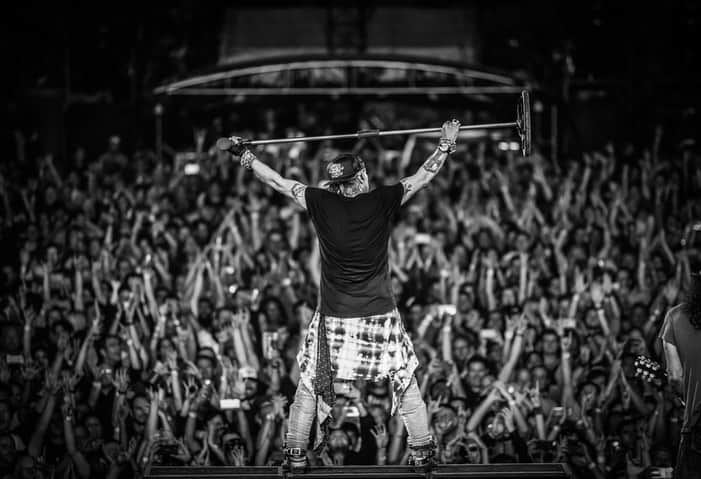 Guns N' Rosesさんのインスタグラム写真 - (Guns N' RosesInstagram)「First ever GN’R show in South Africa ‘18」11月30日 0時06分 - gunsnroses