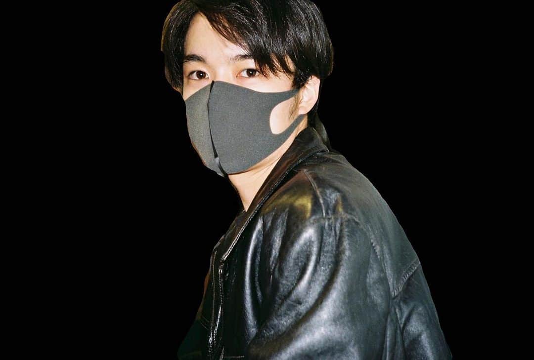 のインスタグラム：「﻿ ﻿ 無事に初日の幕が上がりそうです。﻿ #両国花錦闘士 ﻿ 一度じゃ堪能しきれない舞台になっております。﻿ まるでディ○ニーランドの様なね。﻿ 見なきゃ損。﻿ 取り敢えず完走出来ます様に。﻿ 五穀豊穣の女神に祈っておきます。﻿ ドスコイだ！」