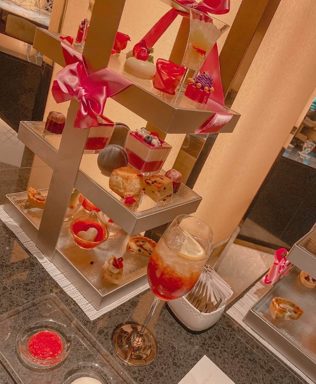 Otoさんのインスタグラム写真 Otoinstagram アフタヌーンティー 可愛い デザート インスタ映え Anaクラウンプラザホテル大阪 女子会 大阪 大阪観光 バーレスク バーレスク大阪 Burlesque 11月30日 0時44分 Burlesque Oto