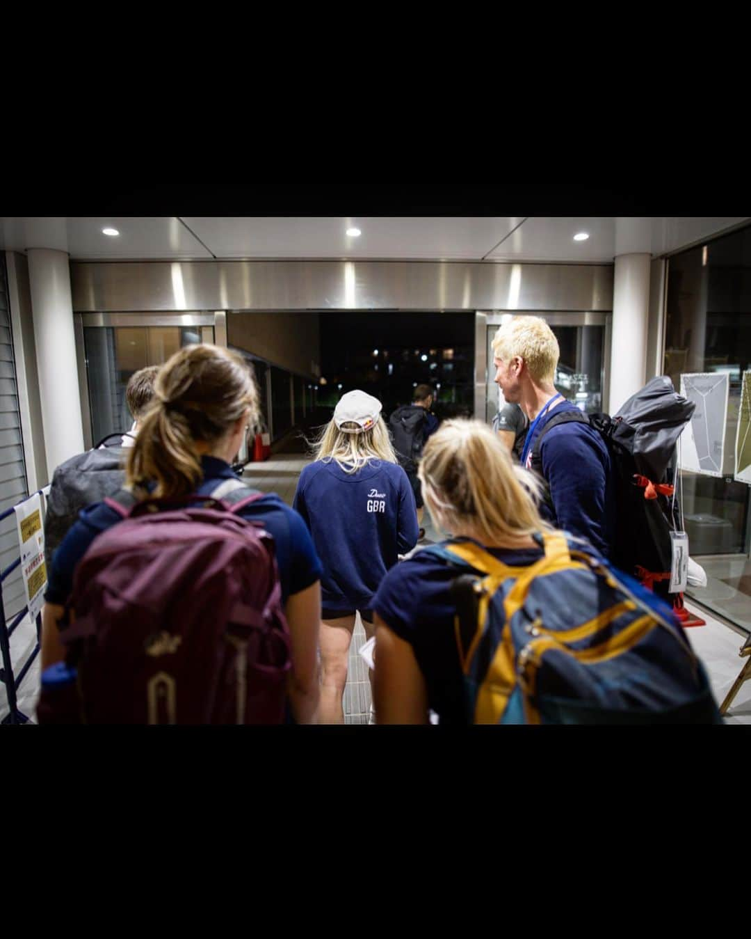 シャウナ・コックジーさんのインスタグラム写真 - (シャウナ・コックジーInstagram)「I remember the day I qualified for the Olympic Games. I remember the overwhelming sense of joy that was shrouded in disbelief and an all encompassing sense of relief. It wasn’t expected. The entire world of competition climbing battling for the few Olympic spots that were available and there I was with one of them. I sat in my room that night trying to take it all in. I sat there exhausted, my body bruised and weary, feelings of confusion and excitement in equal measure engulfed by the sense of accomplishment. The journey to get to that qualifying event, the 2019 world champs in Japan, was brutal and harder than maybe I even let myself realise. The event itself was even harder. It was savage and one of the hardest things I’ve yet to experience. Competing 9 days almost back to back. It was relentless and unforgiving, qualifying at this event felt so unrealistic. Yet it happened.  Watching the recent Olympic Qualification event, the European Championships, brought back all the feels. A huge congratulations to the winners  @vikus_9cplus & @alexey_rubtsov for their impressive performances and displays of true resilience! Very well deserved Gold medals and Olympic spots.  I can’t wait to get back on that stage and compete in the combined again at the Olympic Games!   Photos from some of my favourite moments from the 2019 World Champs taken by @bandofbirds」11月30日 0時41分 - shaunacoxsey