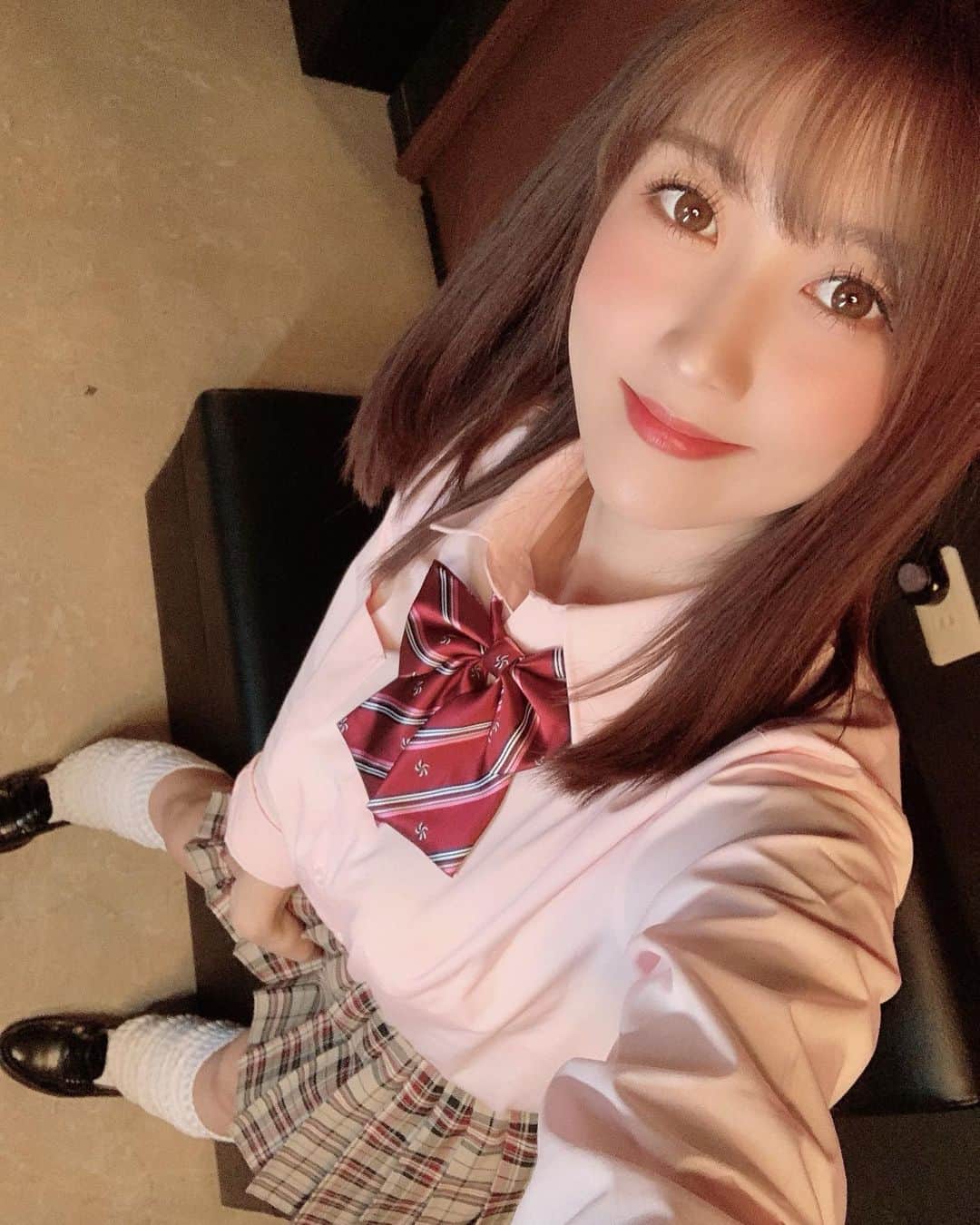 大槻ひびきさんのインスタグラム写真 - (大槻ひびきInstagram)「着ちゃった🥺💖」11月30日 0時49分 - yanhibi0221