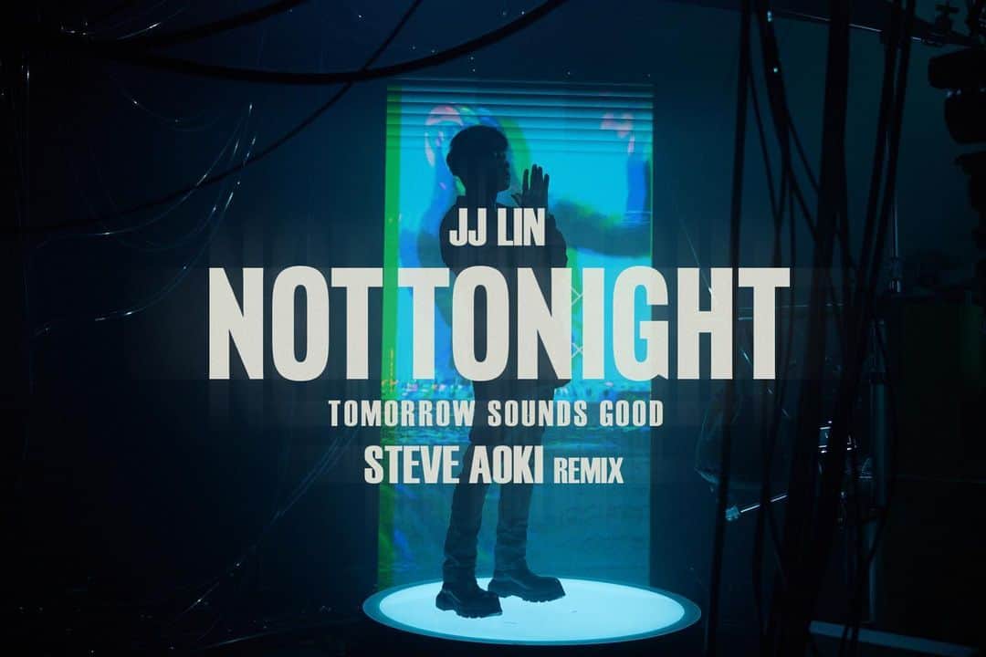 林俊傑さんのインスタグラム写真 - (林俊傑Instagram)「⠀ Steve Aoki drop the beat! Can’t wait!!⠀ But first, Happy Birthday @steveaoki 🎂🎂🎂🎂 ⠀ ⠀ JJ Lin 林俊傑《Not Tonight》（Tomorrow Sounds Good Steve Aoki Remix）⠀ 🎵數位上架 New Single👉 https://lihi1.com/jIdYi⠀ 🎬MV首播 MV Premiere👉 https://lihi1.com/l4Viz⠀ ⠀ #JJSteveAokiNotTonight #SteveAoki ⠀ #JJLINLikeYouDo #NotTonight⠀ #HBDSteveAoki」11月30日 1時00分 - jjlin