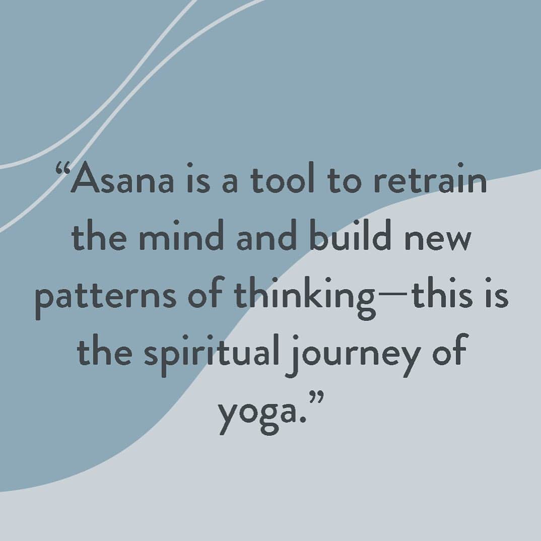 キノ・マクレガ―のインスタグラム：「I may not be a scientist, but I love yoga, and I’m interested in the elements of yoga that can be studied and verified by rational, scientific means. Yoga has the power to retrain our brains and our bodies, giving you the power to lay the foundations for more evolution of consciousness.  To visualize this, I want you to remember the Native American proverb of the two wolves. As the story goes, there are two wolves living in each of us - the wolf of hate powered by anger, sorry, jealousy, and greed; and the wolf of love, powered by compassion, peace, love, and serenity.   These two wolves are in direct competition with one another in our subconscious. The wolf that lives is the one you feed. And as you practice yoga, you feed that wolf of love. You become kinder and more empathetic toward yourself and to others.   There is always a lot of talk about the negativity bias, how to work with stress, and what stress can do to our bodies. But when we focus on all of this negative energy we are completely overlooking the fact that there are equally strong physiological systems rooted in connection, empathy, and compassion.   The wolf of love is the state of calm and connection we all feel in our practice. The physical poses of yoga are designed to develop our empathy and our kindness, and it’s important that you remember this as you listen to this inspirational episode.   The more you practice yoga, the stronger your mind becomes. With each asana, you’re building a concentrated mind that will stop you from feeding into the reactive patterns you may be used to, and learning how to develop new, more compassionate ones.  Tune in to my latest podcast episode now and learn to re-conceptualize the way you think about yourself and about your yoga practice. I want you to tap into our natural capacity for empathy! I’m sharing steps you can take to conquer your fears and self-doubt and learn to recognize that you have the power to change the way you think.   Available on Apple, Spotify, and Sticher 💗🐺」