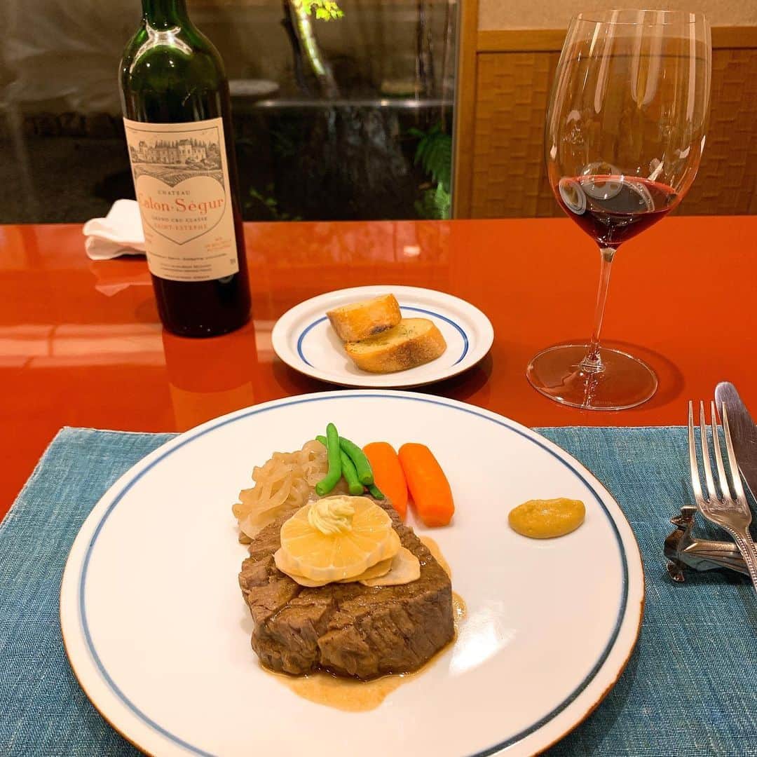 小川真葵のグルメインスタ