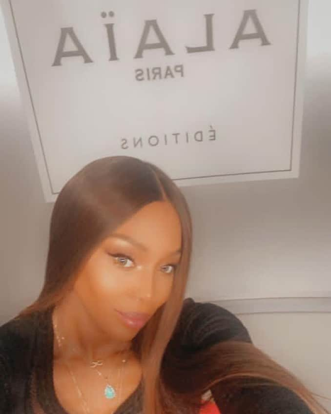 ナオミ・キャンベルさんのインスタグラム写真 - (ナオミ・キャンベルInstagram)「❤️ @maisonalaia #SelfieSunday」11月30日 2時57分 - naomi