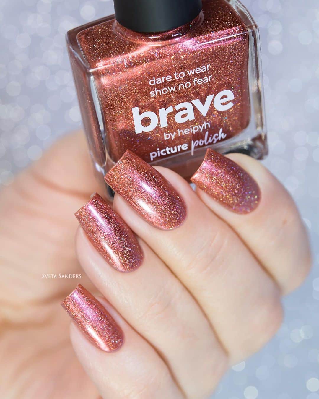Sveta Sandersのインスタグラム：「#PicturePolish Brave @picturepolish ❤️」