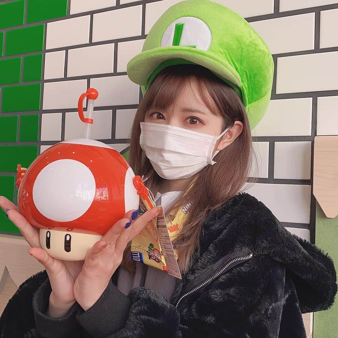 shikaのインスタグラム：「SUPER NINTENDO WORLD™」