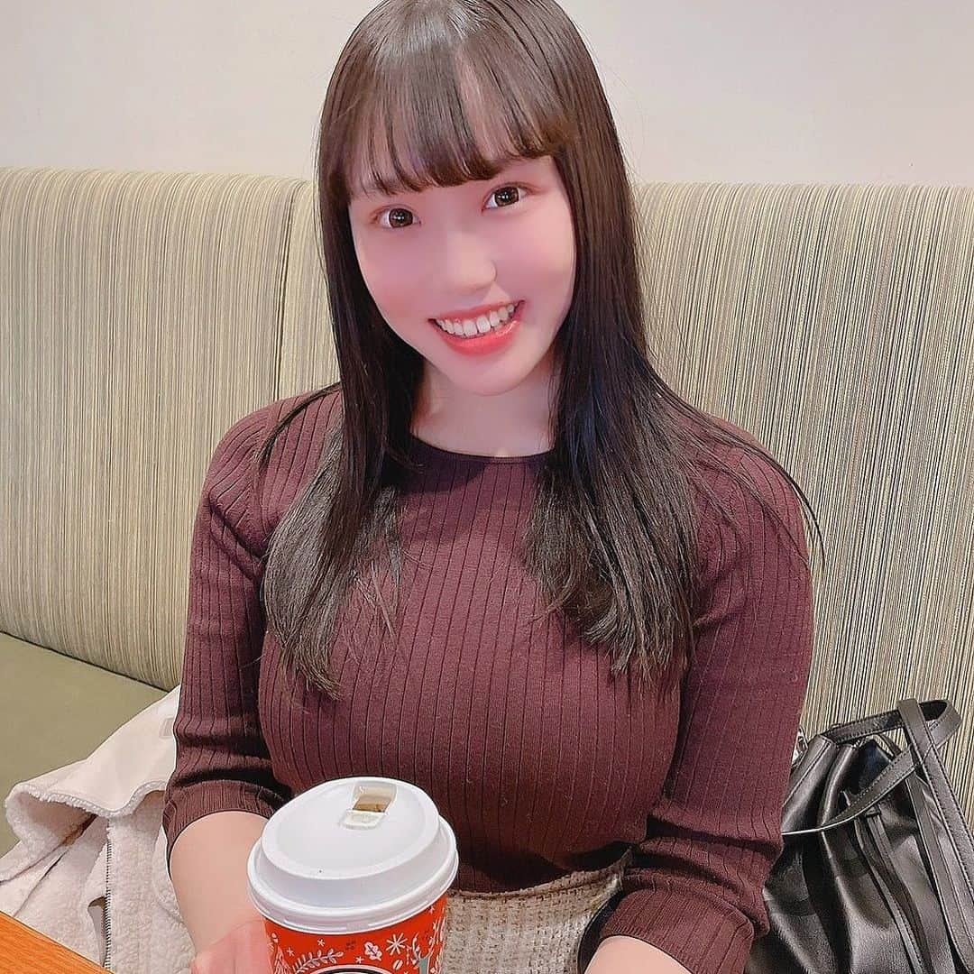 インスタ 着衣巨乳 愛萌なのさんのインスタグラム写真 - (愛萌なのInstagram)「アーモンドラテが好きなの🤍 #着衣巨乳 #着衣 #グラドル #グラビアアイドル  #ニット #軟体」11月30日 13時35分 - nakane_nanoka
