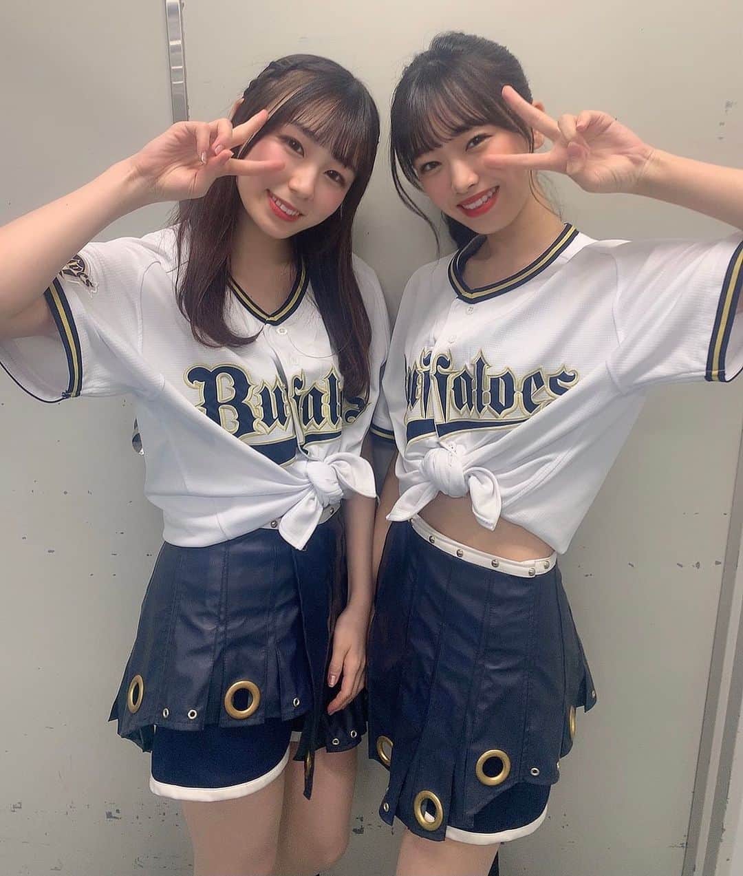 SAKURAのインスタグラム：「おはようございます🌸﻿ ﻿ ﻿ ﻿ 11月ラストday！！﻿ 早いな〜！！😳﻿ 今年のうちにやっておきたいこと、皆様ありますか〜？﻿ 私がやりたいことは、アメーバブログに書いてます！﻿ お時間ある時に、チェックして下さいね😻﻿ ﻿ ﻿ 　﻿ 今日はBsGirlsダイアリーも更新日です🌸﻿ よろしくお願いします🎶﻿ ﻿ ﻿ ﻿ 今日も1日元気に！！﻿ 頑張りましょうね💪🏻﻿ ﻿ ﻿ 📸:さくなな🌸🐒  #bs2020 #buffaloes #baseball #orixbuffaloes #npb  #プロ野球 #野球好き #オリ姫 #さくなな  #instagood #bff #ユニフォーム  #sakura_365 #bsgirls #365 #🌸 #🐒」