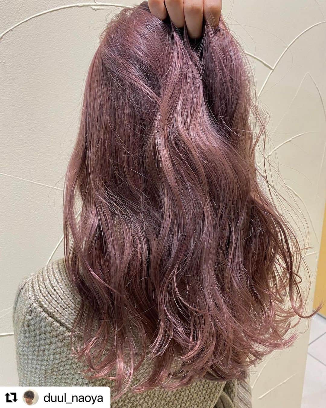 マテリア公式アカウントのインスタグラム：「#Repost @duul_naoya with @make_repost ・・・  素敵なカラーデザインですね！  リポストさせて頂きます。  #マテリア #materia #ヘアカラー #haircolor #外国人風カラー #外国人スタイル  #サロンカラー　#saloncolor #バレイヤージュ　#balayage #ハイトーンカラー　#hightone  #デザインカラー　#designcolor  #color #hair #ルベル #lebel　 #タカラベルモント #takarabelmont #stay_creative  #ステイクリエイティブ #クリエイティブを続けよう」