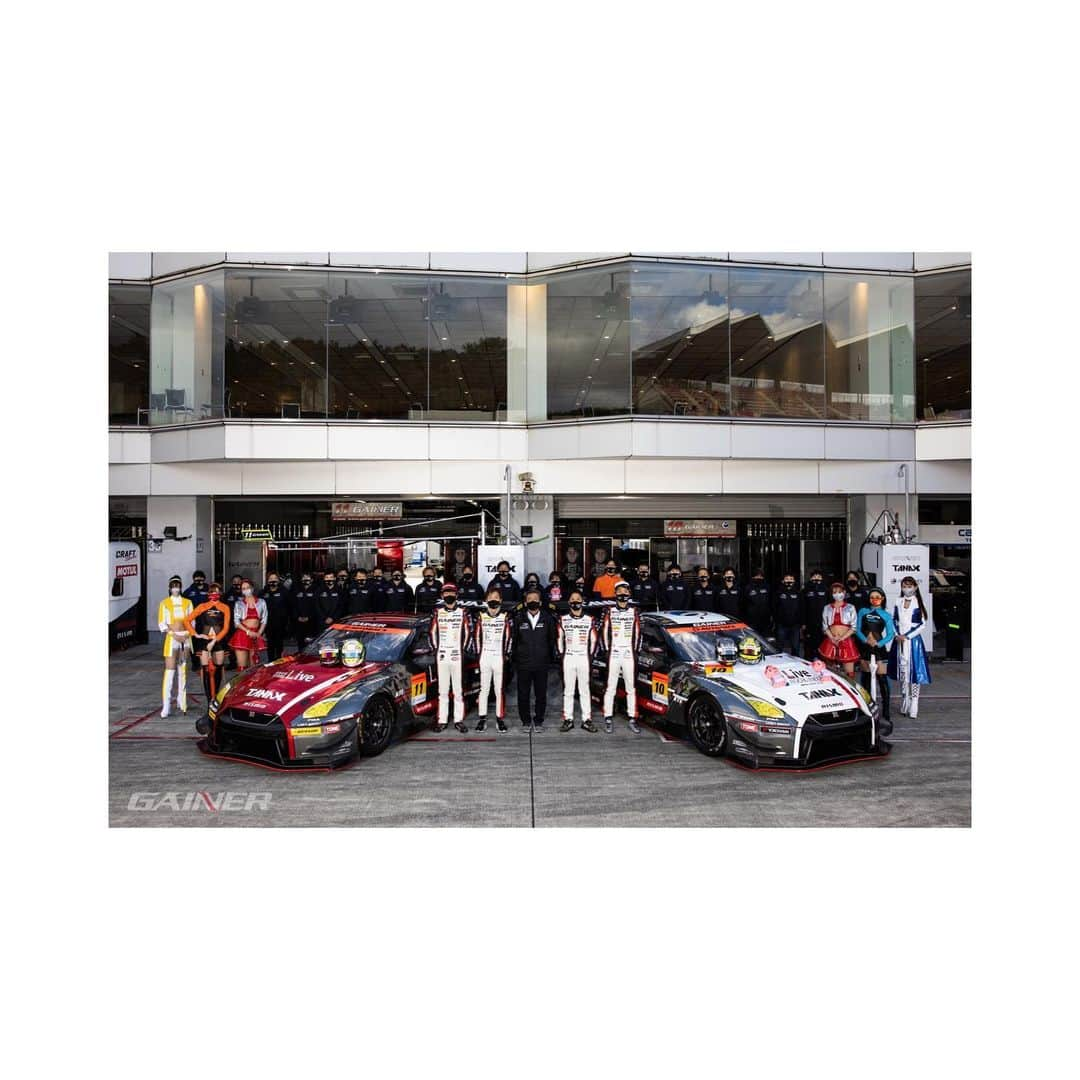 平中克幸さんのインスタグラム写真 - (平中克幸Instagram)「. SUPER GT 2020シーズン応援有り難う御座います。 . . 全8戦を全力で戦えた事、チームGAINERそしてGTアソシエーションの皆様に感謝します。 . . 今シーズンはタイヤ開発も進みシーズンをとおして本当に速さを発揮できました。しかしその速さに運がついて来てくれませんでした。 . . 本当に悔しいですが、これもレースです。今年こそは！と応援して下さった皆さん本当に有り難うございました。 . . . . #supergt #gainer #tanax #gtr #nissan #nismo #koshidoracing #ficata #でちゃう #アリア #制動屋 #bigdaddygraphics #gt300 #eyevol #monocolle」11月30日 11時13分 - katsuyukihiranaka